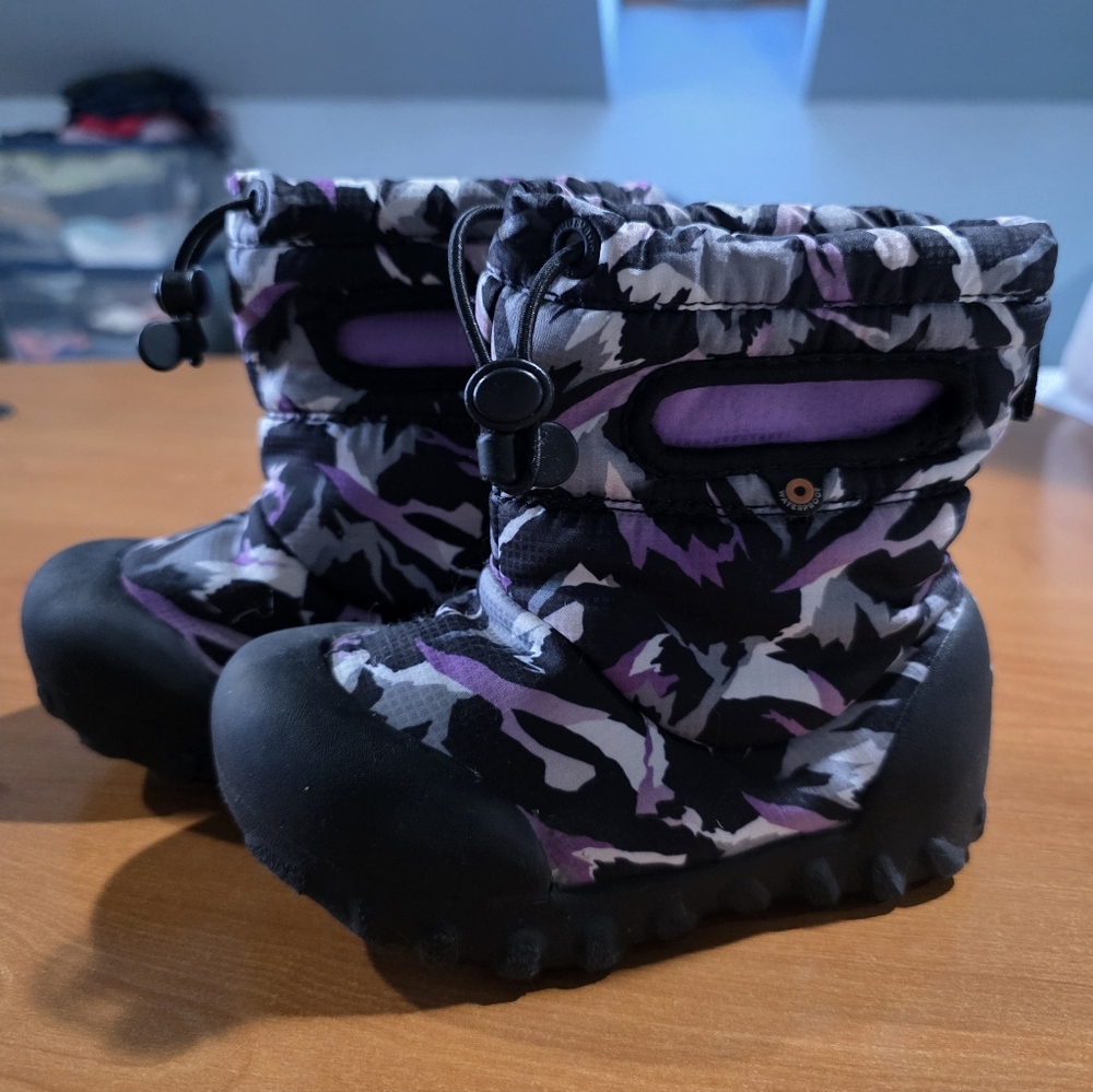 Bogs Kids Rain & Snow Boots Black Gray Purple